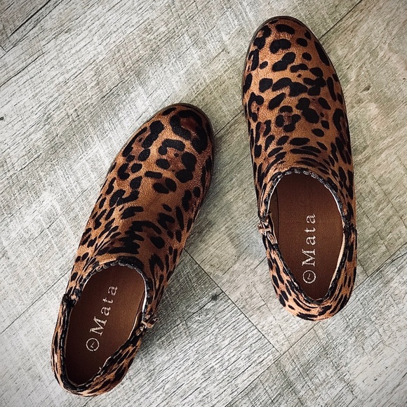 New Leopard Suede Chunky Ankle Round Zip Boots - Picture 7 of 9